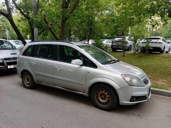 2006 Opel Zafira B, серебристый, 290000 рублей - вид 1