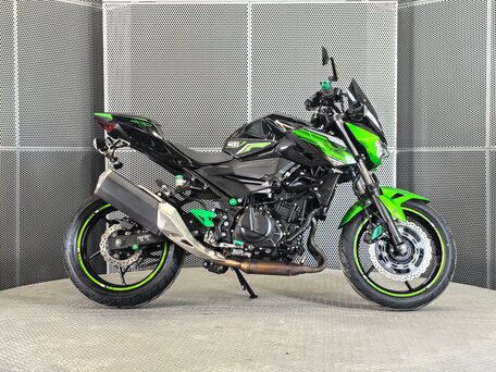 2019 Kawasaki Z 400, чёрный, 595000 рублей, вид 1