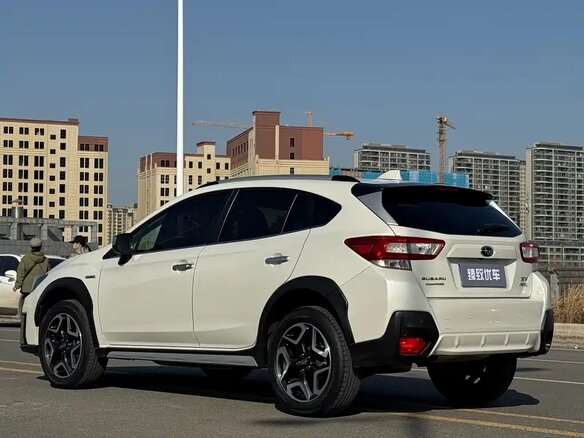 2019 Subaru XV II, белый, 1340000 рублей - вид 4