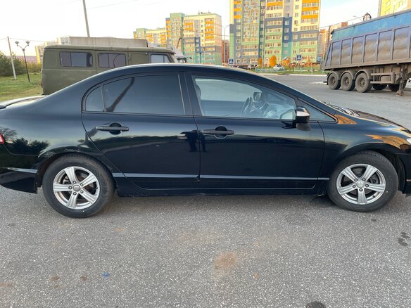 2007 Honda Civic VIII, чёрный, 530000 рублей - вид 3