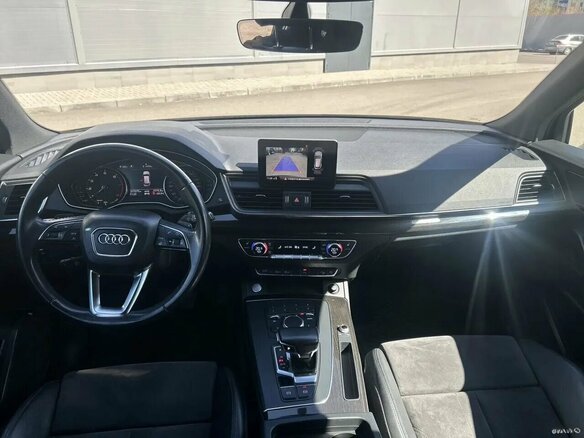 2018 Audi Q5 45 TFSI II (FY), серый, 2630000 рублей - вид 9