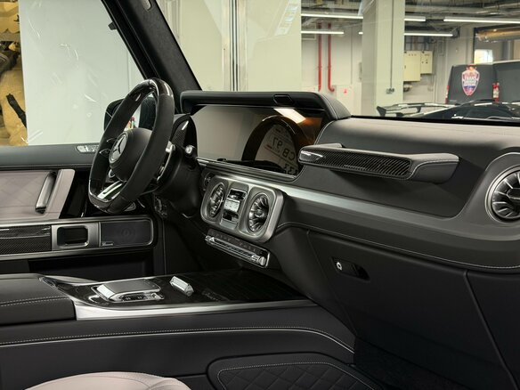 2026 Mercedes-Benz G-Класс AMG 63 AMG II (W465) Рестайлинг, зелёный, 34700000 рублей - вид 9