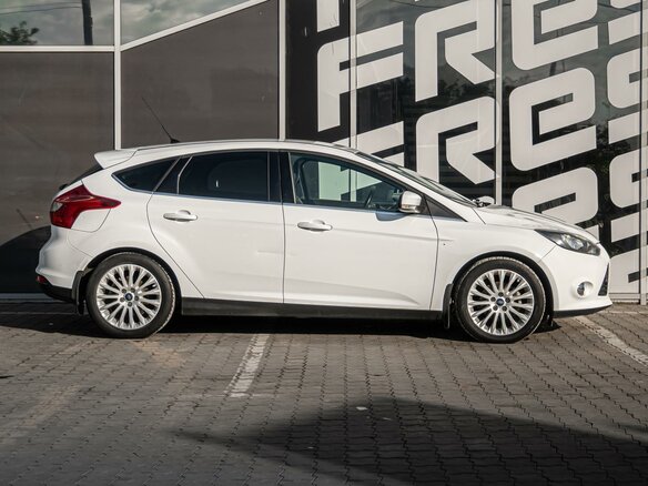 2014 Ford Focus III, белый, 860000 рублей - вид 4