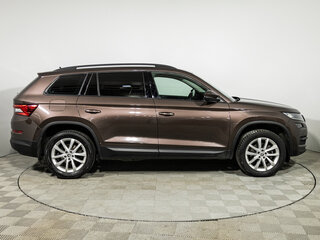 2018 Skoda Kodiaq I, коричневый, 2149700 рублей, вид 4
