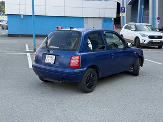2001 Nissan March II (K11), синий, 135000 рублей, вид 4