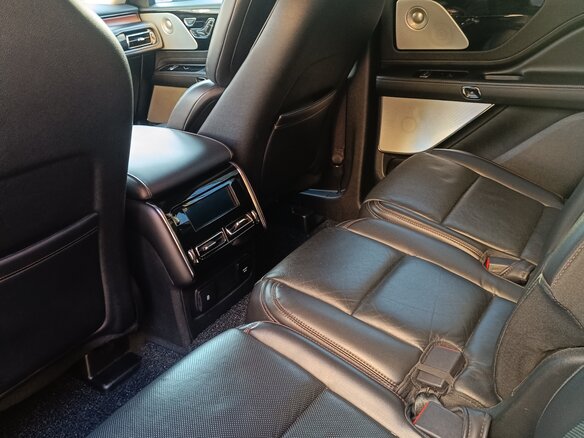 2021 Lincoln Aviator II, чёрный, 5500000 рублей - вид 16