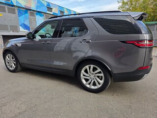 2018 Land Rover Discovery V, серый, 4200000 рублей, вид 4
