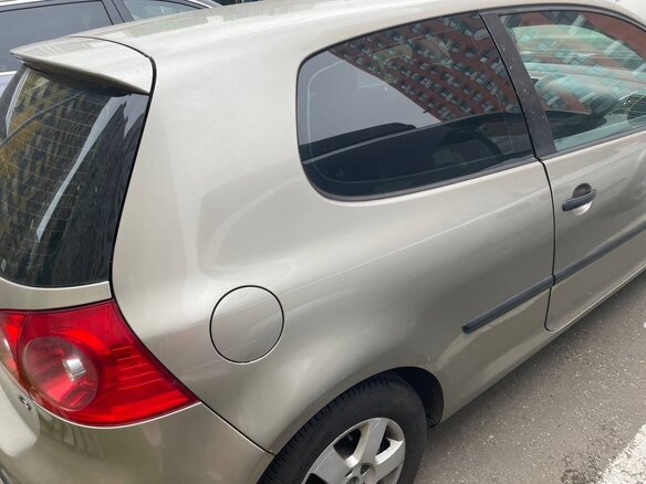 2005 Volkswagen Golf V, бежевый, 550000 рублей - вид 9