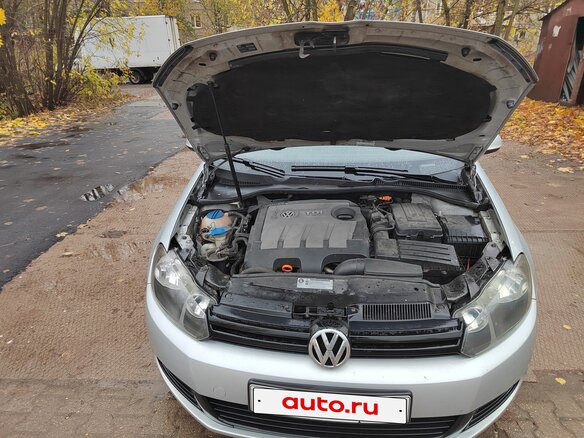 2010 Volkswagen Golf VI, серый, 750000 рублей - вид 23