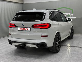 2022 BMW X5 40i IV (G05/G18), белый, 7200000 рублей, вид 2