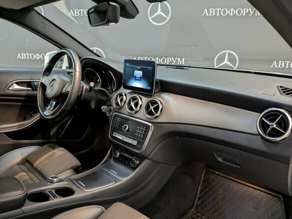 2019 Mercedes-Benz GLA 200 I (X156) Рестайлинг, белый, 2530000 рублей - вид 10