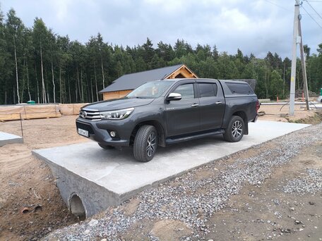 2016 Toyota Hilux VIII, серый, 3250000 рублей, вид 1