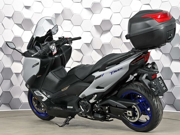 2021 Yamaha TMAX, серый, 1049000 рублей - вид 7