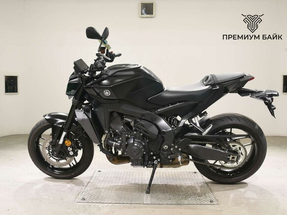 2024 Yamaha MT-09 (FZ-09), чёрный, 1227000 рублей - вид 1