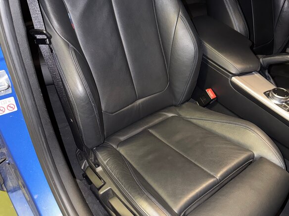 2018 BMW 3 серии 320d xDrive VI (F3x) Рестайлинг, синий, 2950000 рублей - вид 13