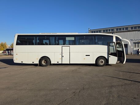 2000 Volvo B12 Series, белый, 3250000 рублей, вид 4