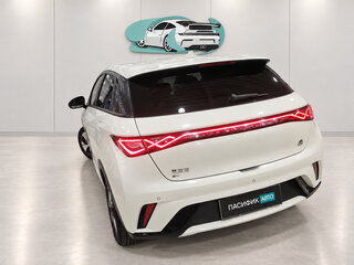 2023 BYD Dolphin 44.9 kWh I, белый, 1370500 рублей, вид 3