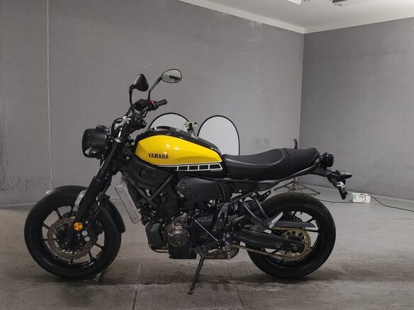 2018 Yamaha XSR700, жёлтый, 660000 рублей - вид 1