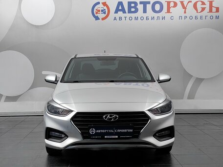2019 Hyundai Solaris II, серебристый, 1285000 рублей, вид 3