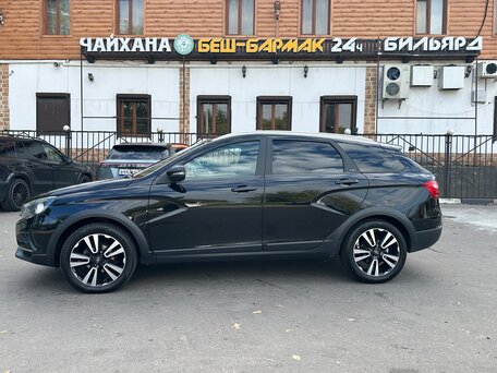 2021 Lada (ВАЗ) Vesta SW Cross I, чёрный, 1250000 рублей, вид 2