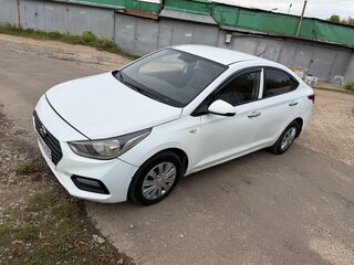 2018 Hyundai Solaris II, белый, 549000 рублей, вид 3