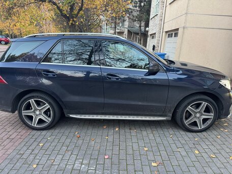 2017 Mercedes-Benz GLE 300 I (W166), синий, 3100000 рублей, вид 3