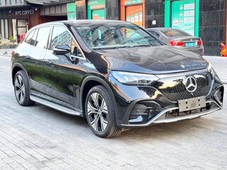 2025 Mercedes-Benz EQE SUV 500, чёрный, 7490070 рублей, вид 3