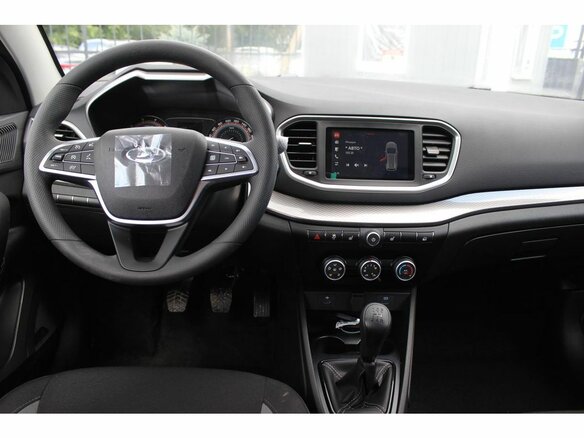 2026 Lada (ВАЗ) Vesta SW I Рестайлинг (NG), белый, 1815000 рублей - вид 5