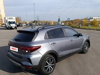 2021 Kia Rio X IV Рестайлинг, серый, 1585000 рублей, вид 5