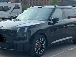 2025 Lynk & Co 900, чёрный, 7750000 рублей, вид 3
