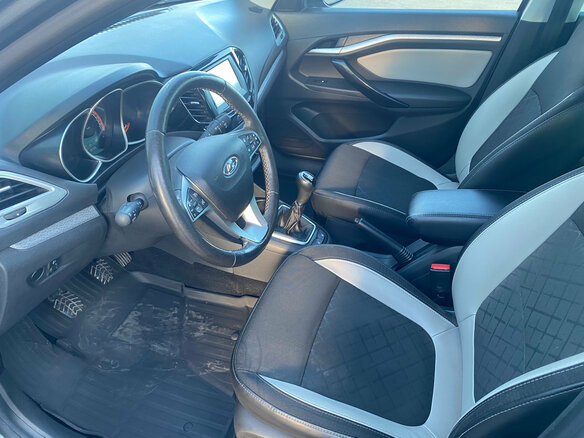 2020 Lada (ВАЗ) Vesta SW Cross I, серый, 1075000 рублей - вид 6