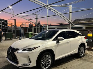 2019 Lexus RX 300 IV Рестайлинг, белый, 6500000 рублей, вид 2