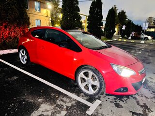 2013 Opel Astra GTC J Рестайлинг, красный, 700000 рублей, вид 3