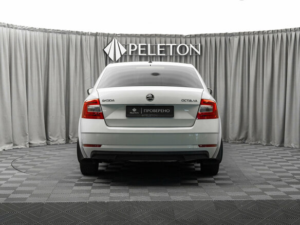 2019 Skoda Octavia III (A7) Рестайлинг, белый, 1525000 рублей - вид 5