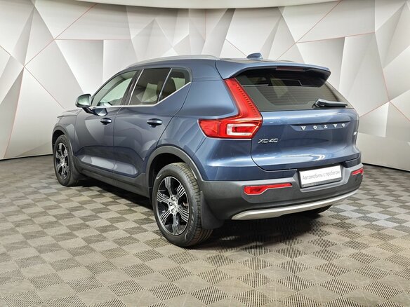 2021 Volvo XC40 I, синий, 3500000 рублей - вид 3