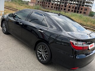 2013 Toyota Camry VII (XV50), чёрный, 1860000 рублей, вид 5