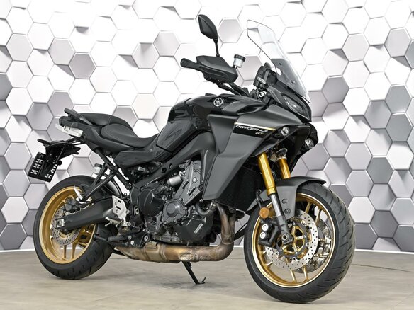2023 Yamaha MT-09 Tracer (FJ-09), чёрный