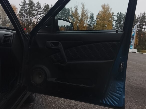 2005 Lada (ВАЗ) 2112, синий, 200000 рублей - вид 19