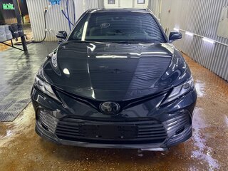 2023 Toyota Camry VIII (XV70) Рестайлинг, чёрный, 3800000 рублей, вид 2