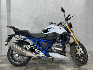 2017 BMW R 1200 R, белый, 895000 рублей, вид 1