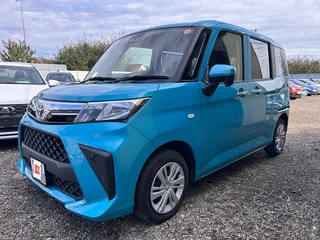 2022 Toyota Roomy I Рестайлинг, голубой, 1250000 рублей, вид 1