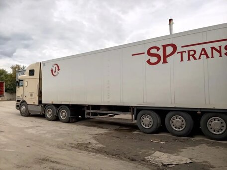 1998 International 4000 Series, бежевый, 2900000 рублей, вид 3
