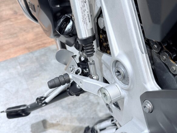 2020 BMW F 900 R, серебристый, 999000 рублей - вид 33