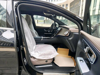 2025 Mercedes-Benz EQE SUV 500, чёрный, 9999999 рублей, вид 5