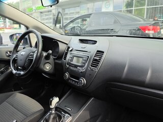 2017 Kia Cerato III Рестайлинг (Classic), серебристый, 1130000 рублей, вид 5