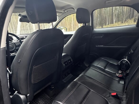 2016 Jaguar F-Pace I, белый, 1999000 рублей - вид 15