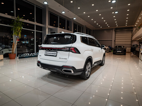 2026 Geely Okavango I Рестайлинг, белый, 4085990 рублей - вид 5
