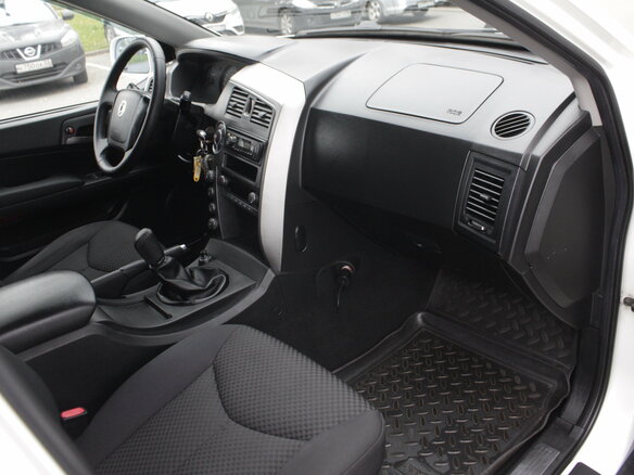 2011 SsangYong Kyron I Рестайлинг, белый, 980000 рублей - вид 8