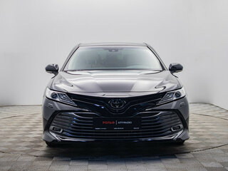 2018 Toyota Camry VIII (XV70), чёрный, 3320000 рублей, вид 2