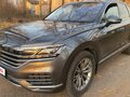 2018 Volkswagen Touareg III, серый, 5250000 рублей - вид 11
